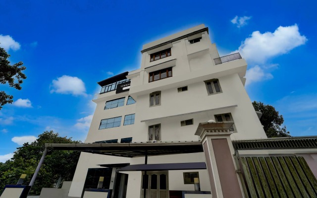 Super Townhouse Thondayad Calicut Formerly Dream Casa