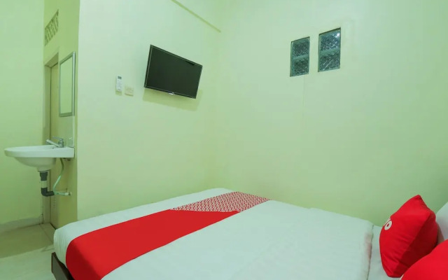 Ndalem Jogja Cupuwatu Syariah by OYO Rooms