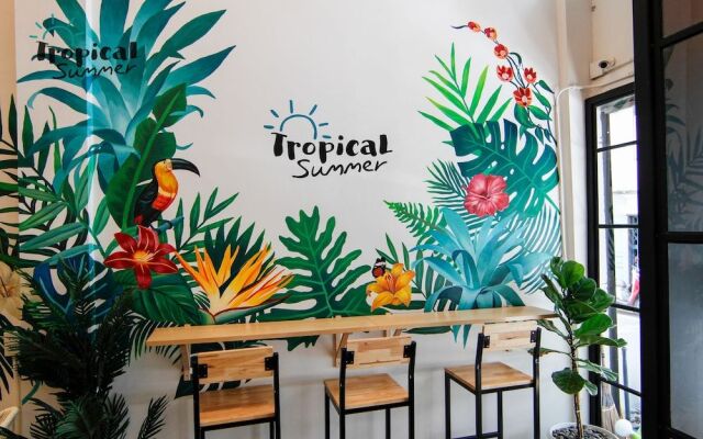 Tropical Summer Hostel