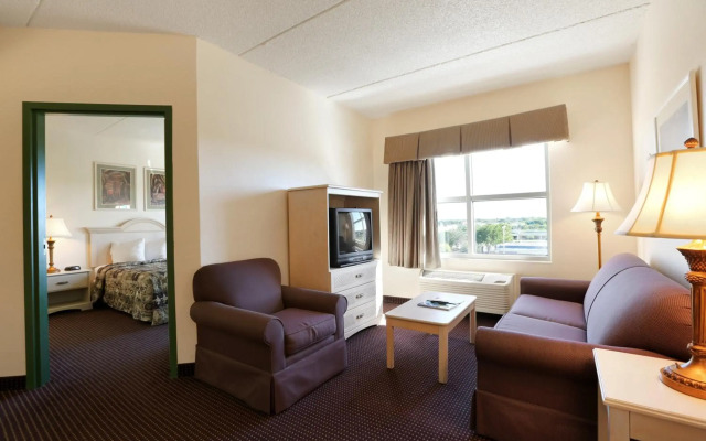 Allure Suites