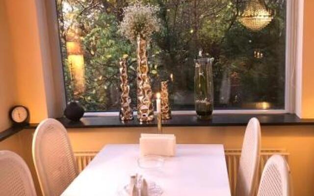 Casa Corner Bed & Breakfast