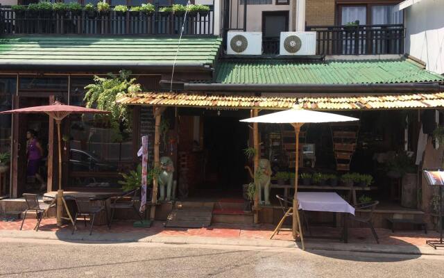 Be Na Cam Guesthouse
