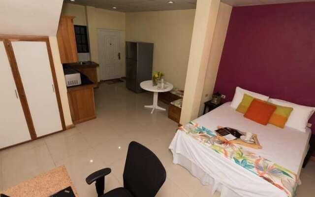 Stacys Place St James Studio Apartment in Arouca, Trinidad and Tobago from 108$, photos, reviews - zenhotels.com