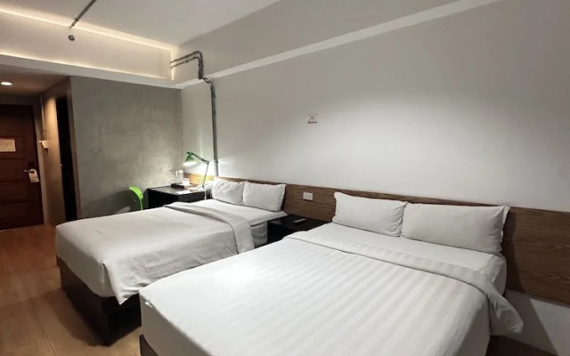 Travelbee Seaside Inn
