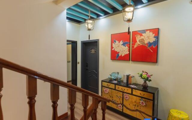 Zhouzhuang Shuimu Private Holiday House