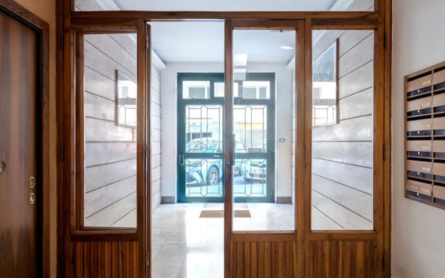 4bnb - Reale House Iris