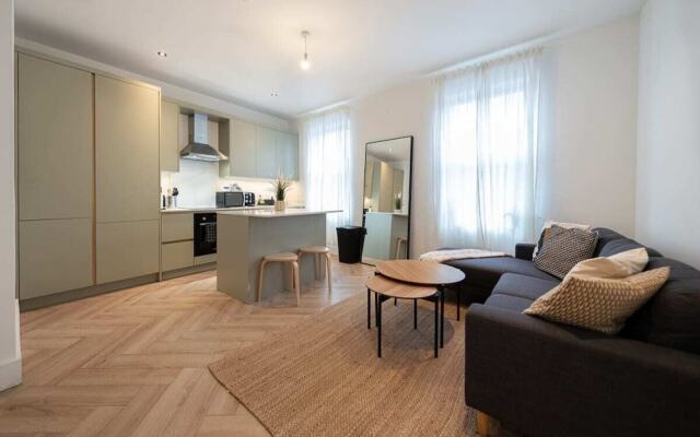 The Battersea Scenery - Elegant 2bdr Flat