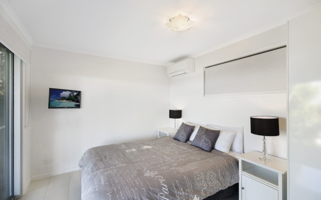 Peregians Viewing Deck, 324 David Low Way, Peregian Beach, Noosa Area – Guest Rooms – Peregian Beach