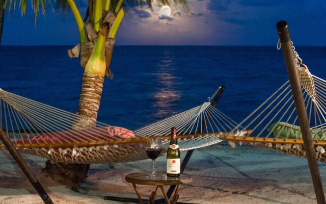 Lone Palm by Grand Cayman Villas & Condos