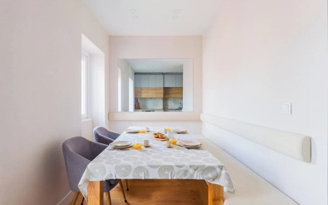 2BR Chic&Bright com 120m2 em Campo de Ourique