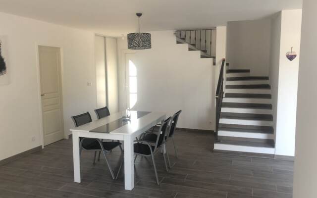 Maison provençale proche de la mer