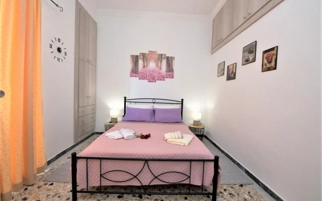 Sofi's flat in the city center, 5min to the sea
