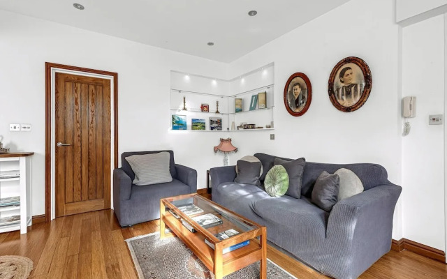 Chic & Central One Bed Flat