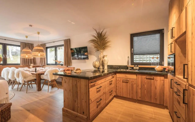 LODGE7 by Woods Lodge