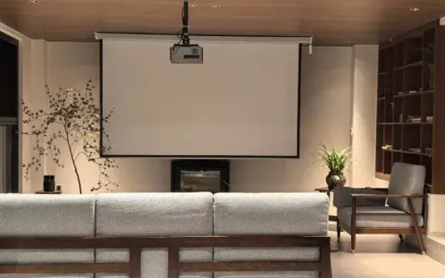 Taining Extraordinary Companion Mountain Residence