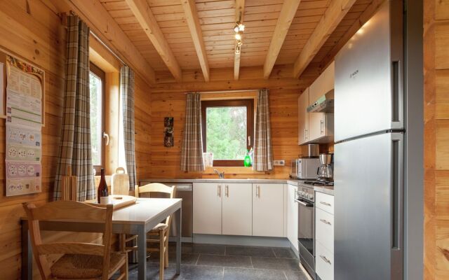 Modern Holiday Home in Vresse-sur-Semois with Kayaking