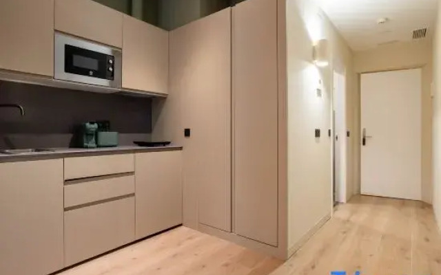 Ola Living Chamartín Studios