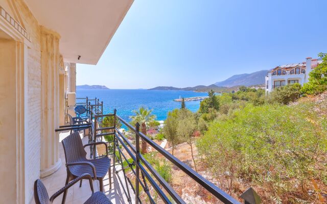 Hera Hotel