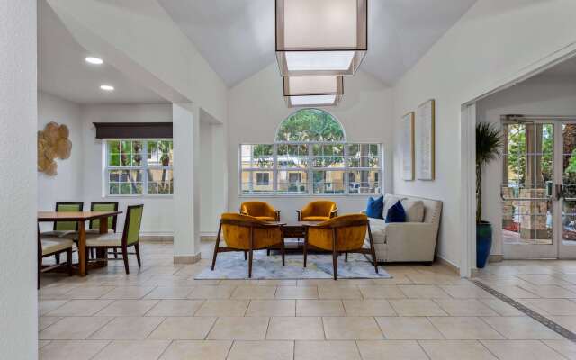 Baymont by Wyndham Orlando/International Dr/Universal Blvd