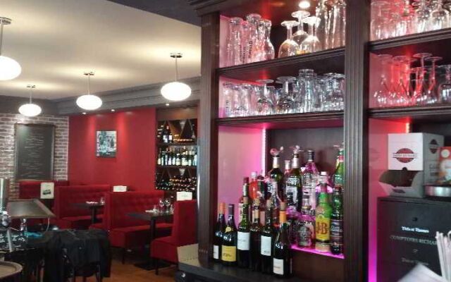 Hotel Le Cantal