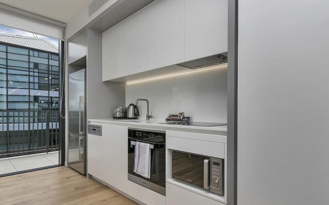 QV Brand New City Apartment - 815