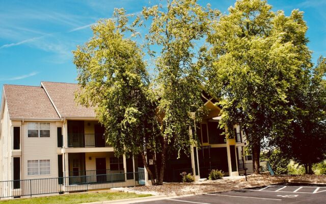 Romantic Branson Condo