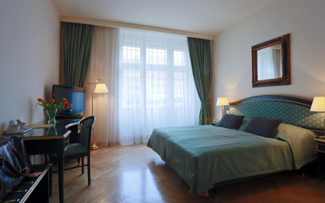 Hotel Elysee