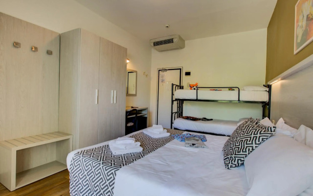 Christian Hotel