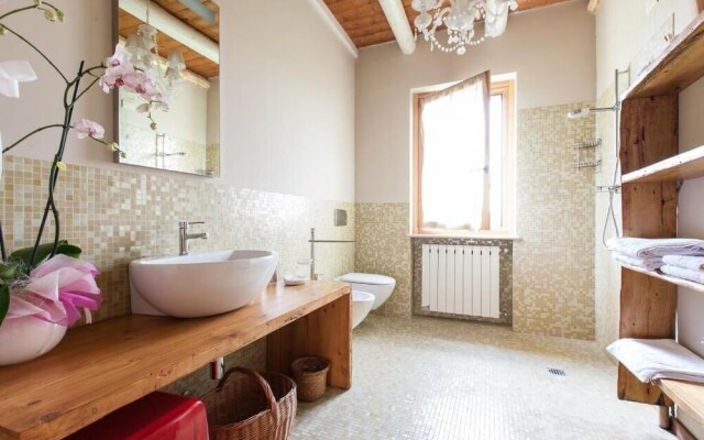 Cascina Serenella B&B