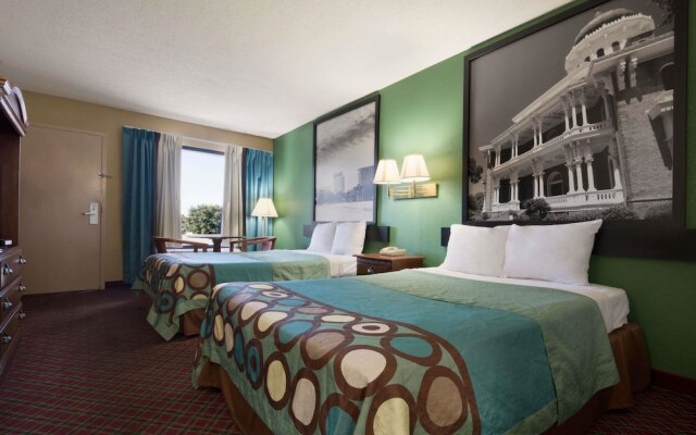 Super 8 Hattiesburg North