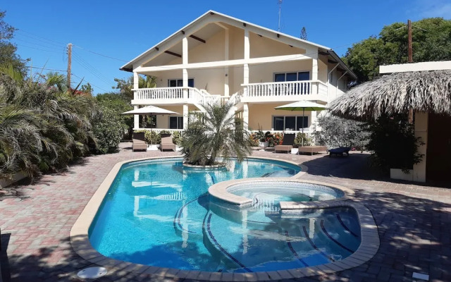 Wayaca Mini Resort