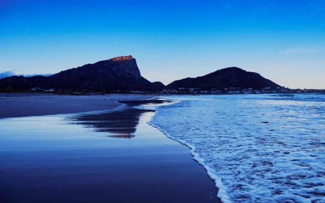 82 Steps to the Beach