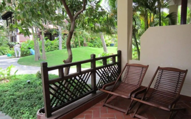 Sunshine Beach Resort