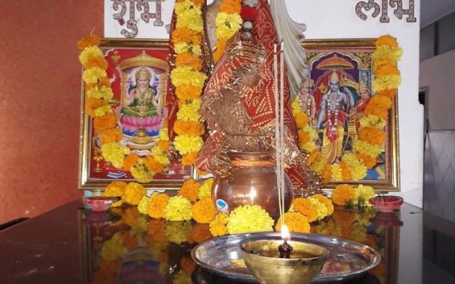 Grand Galaxy Hotel Krishna