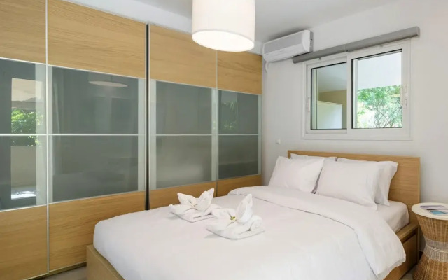 Radiant homm Vouliagmeni Apartment 4ppl
