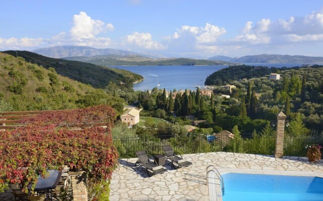 Leonora s House in St Stefanos Bay