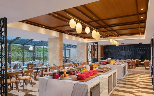 Courtyard By Marriott Goa Colva