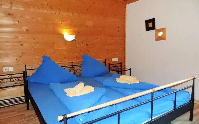 Cosy Holiday Home in Langenfeld