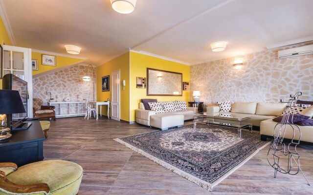 Nice Home in Matulji With Wifi and 4 Bedrooms