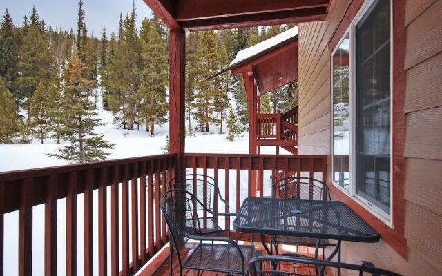 Swans Nest 1601 2 Bedroom Condo by RedAwning