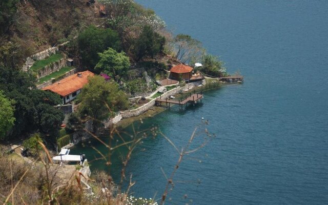 Atitlan Villas Qanajuyu