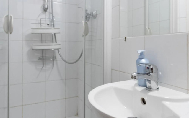 Central Garden Apartments