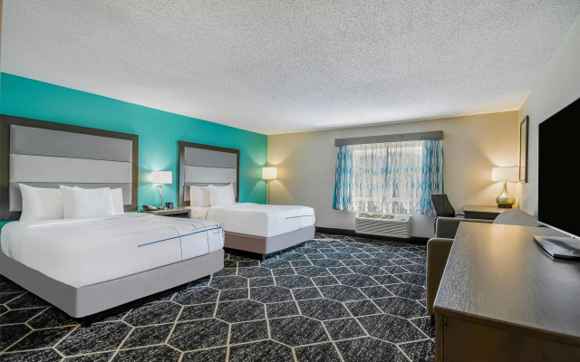 La Quinta Inn & Suites by Wyndham Batavia