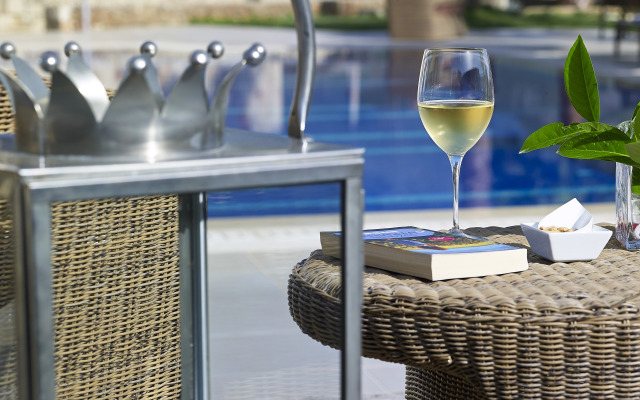 Anaxo Resort