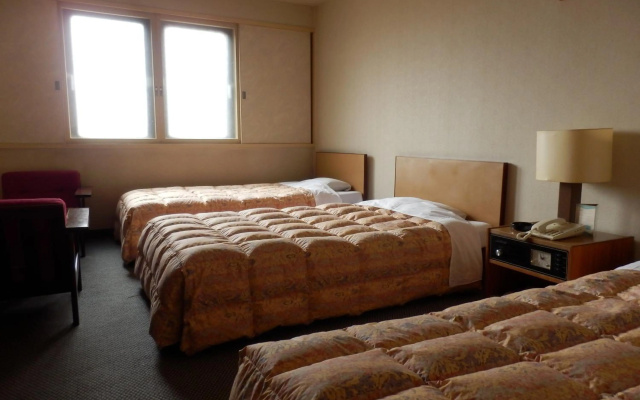 Oka Hotel – Guest Rooms – Kanazawa