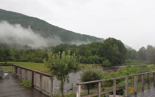 Copperhood Retreat & Spa