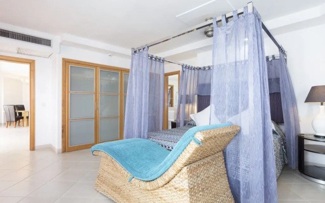 Atlas Suites