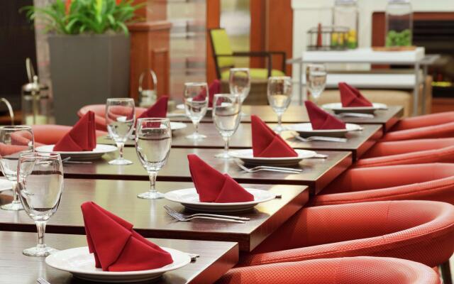 Hilton Garden Inn Houston/The Woodlands