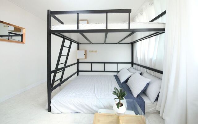ZIBRO H guesthouse