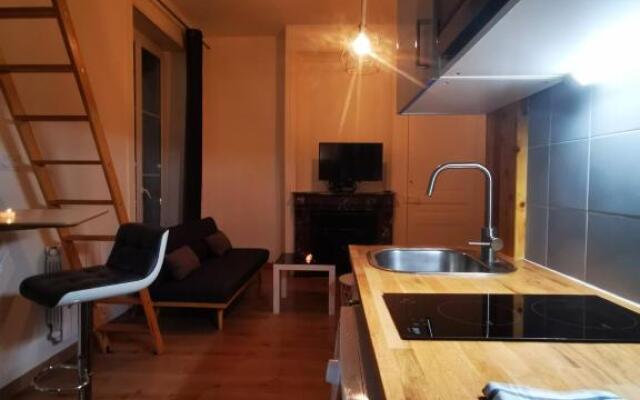 La Croisade-Studio-Hyper centre Tassin- Suite 1